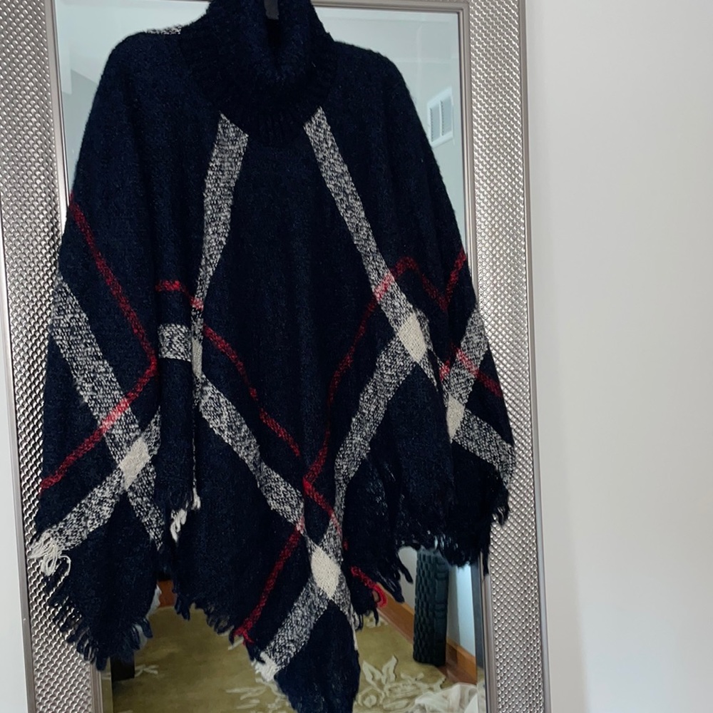 Poncho sweater